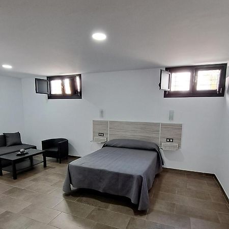 Hostal Maria Jose Conil De La Frontera Bagian luar foto
