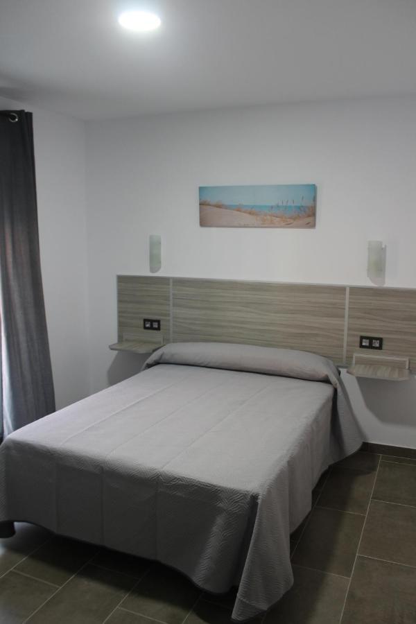 Hostal Maria Jose Conil De La Frontera Bagian luar foto