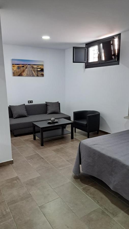 Hostal Maria Jose Conil De La Frontera Bagian luar foto