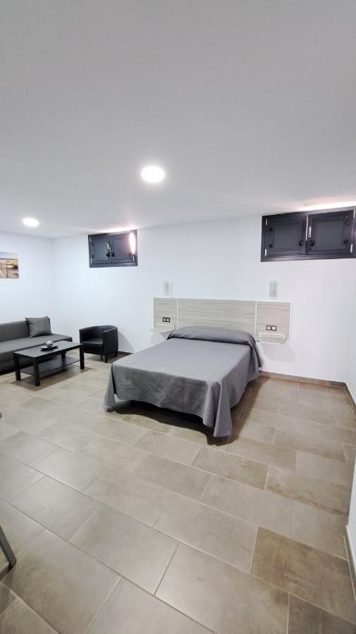 Hostal Maria Jose Conil De La Frontera Bagian luar foto